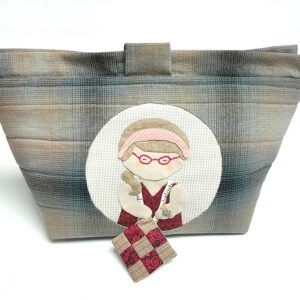 Kit Estuche costurera de patchwork con telas Paz Giral